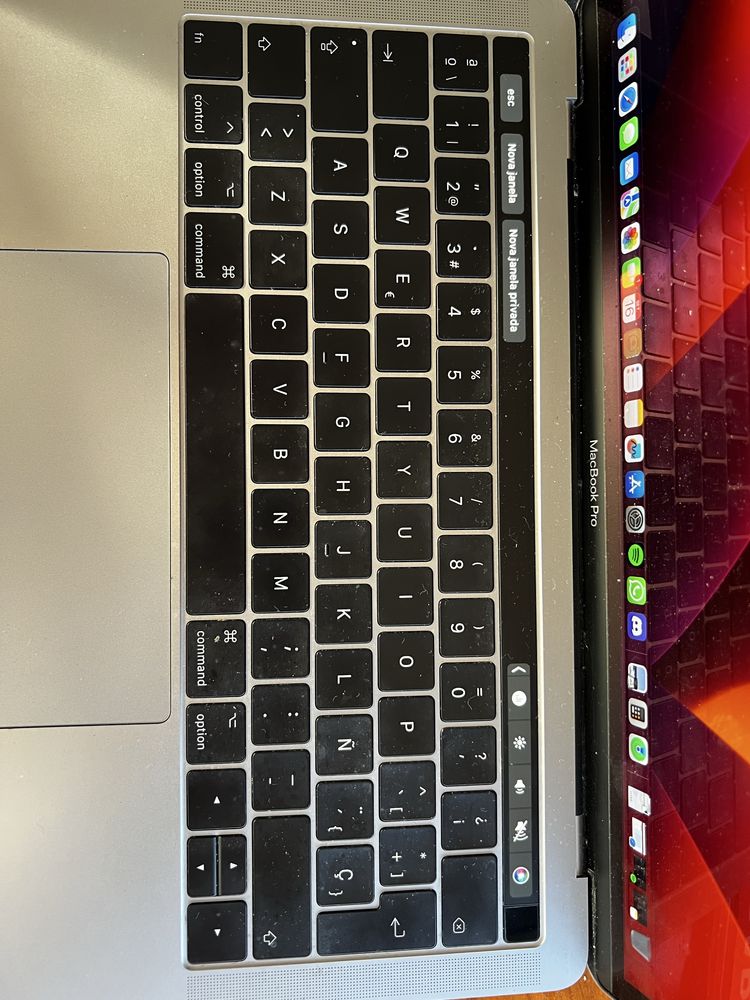 MacBook Pro TouchBar