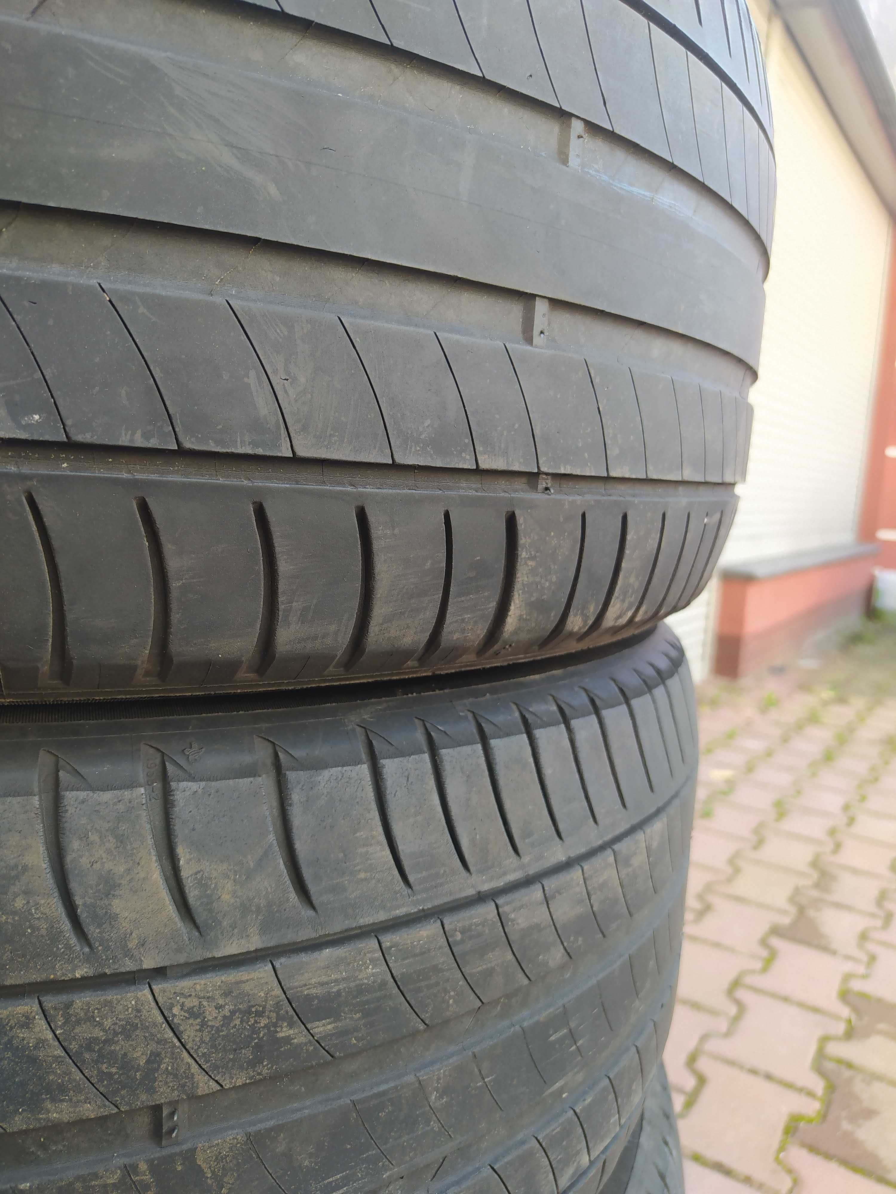 4 opony 235/50 R17 Michelin