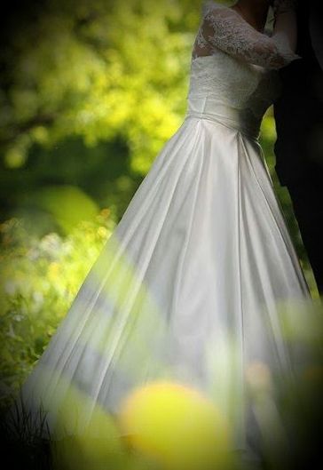 Piękna Suknia Ślubna :)