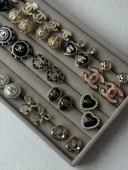 Сережки Chanel, пусети шанель, вінтажні, з перлами, з камінням, брошки