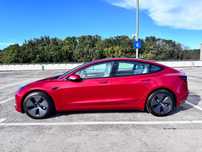 Tesla Model 3 Tesla Model 3 Long Range 2022 roku