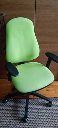 Fotel obrotowy krzesło na kółkach