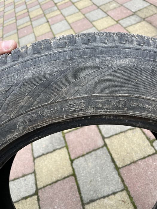 Зимові шини Nokian r15