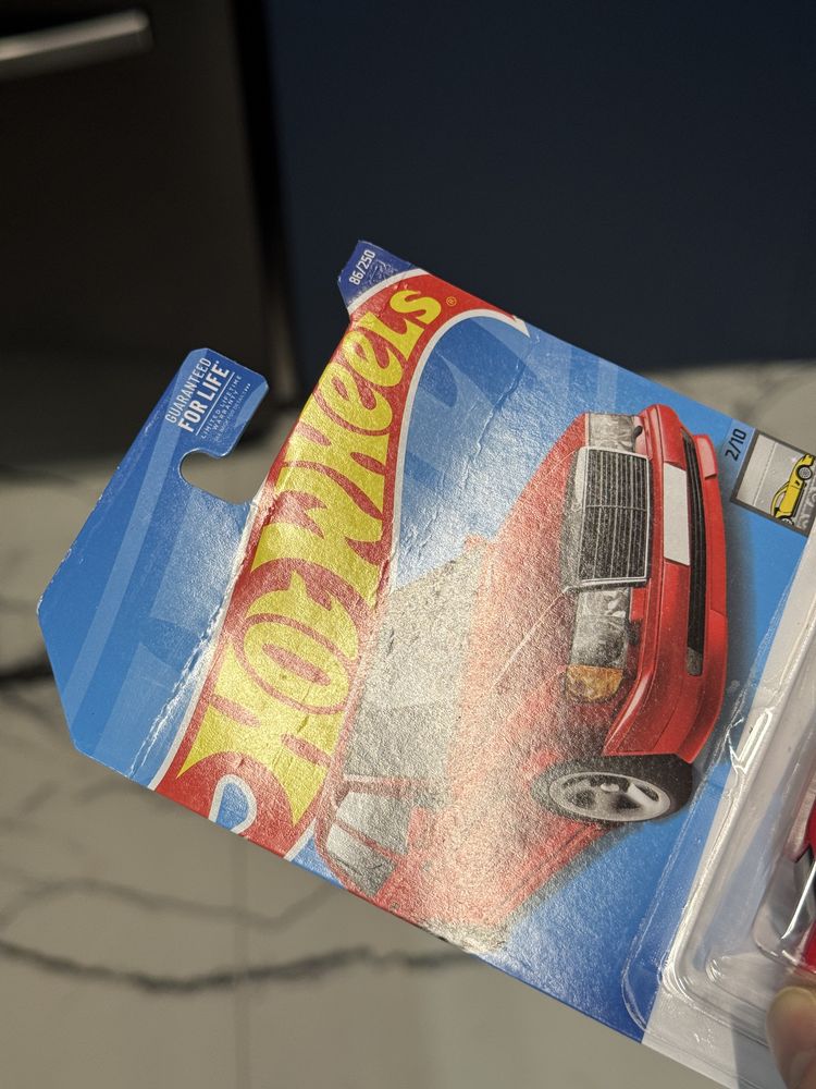 Hot Wheels Mercedes 500 E CZERWONY USA unikat 500E 2022 E500 AMG W124