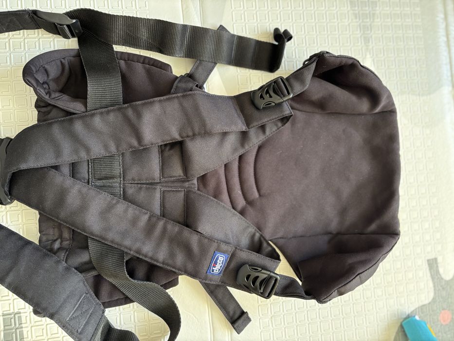Нагрудна сумка Easy Fit від Chicco