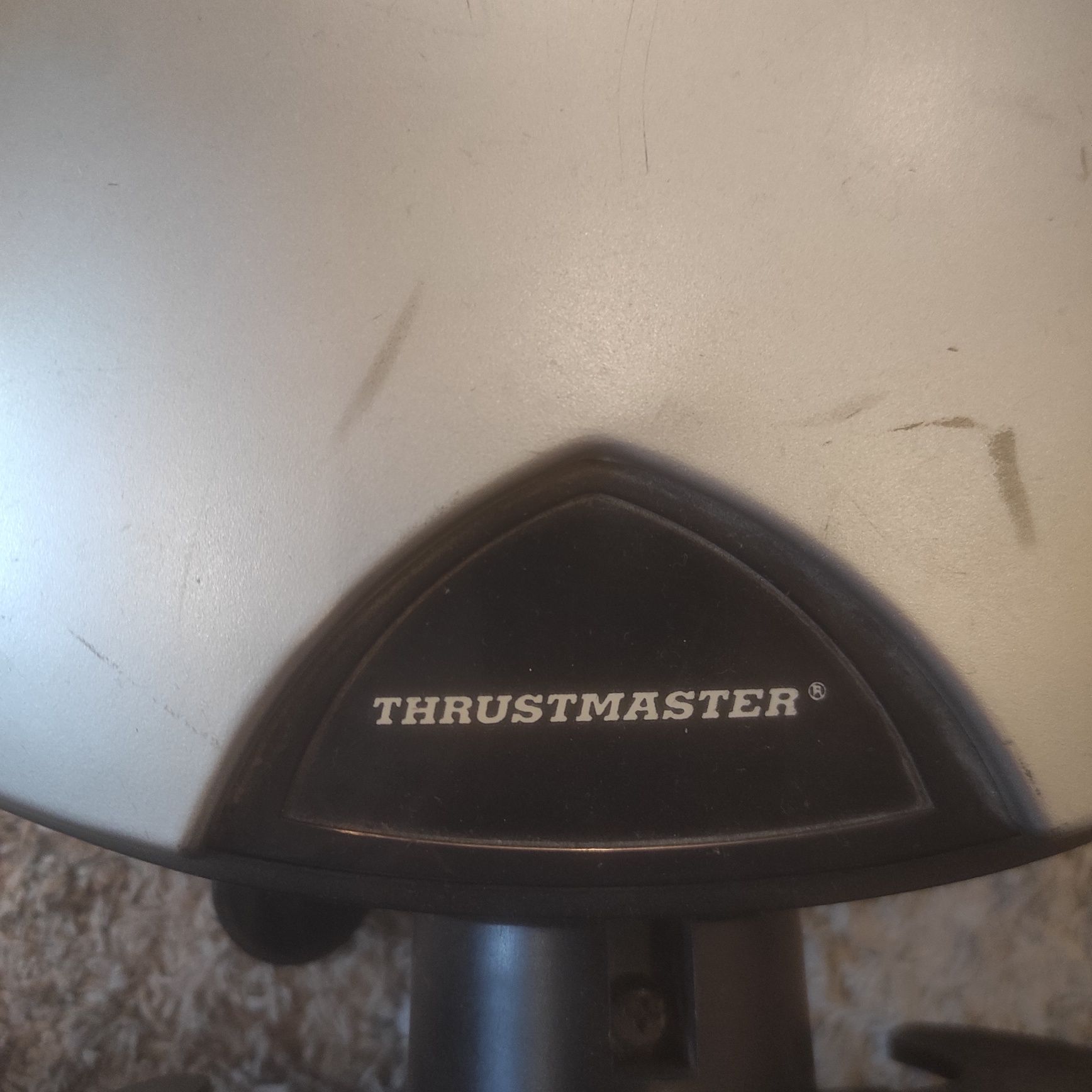 Kierownica thrustmaster