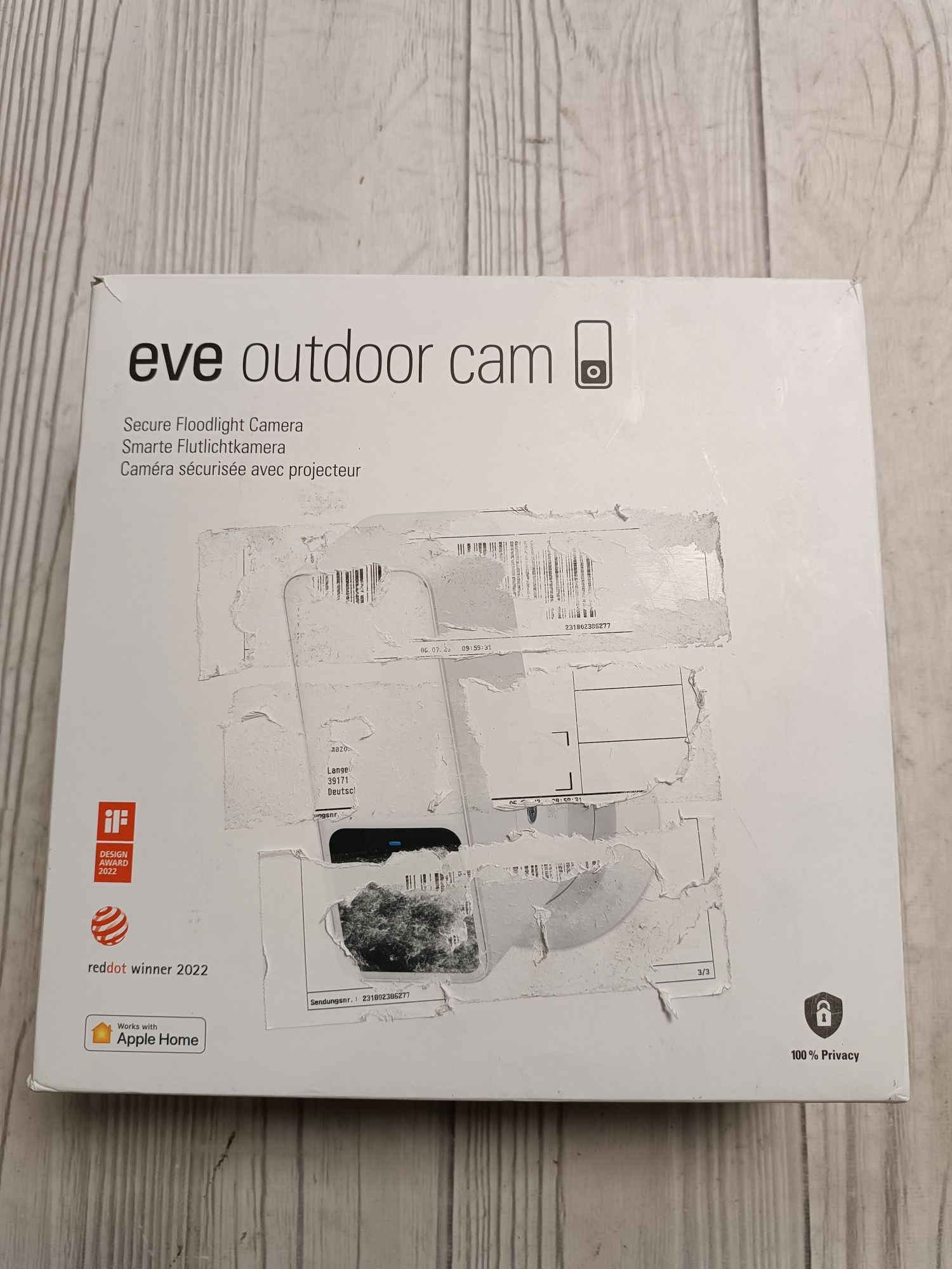 Eve Outdoor Cam розумна камера спостереження зовнішня