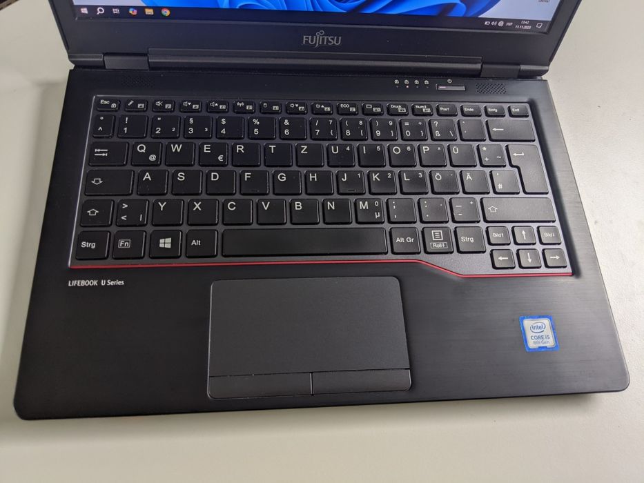 Ноутбук Fujitsu U729  intel i5 8265 3.0Ghz         8Gb/256Gb nvme