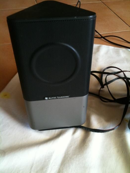 Colunas Altec Lasing 220