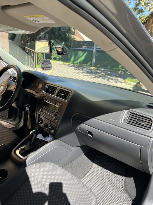 Продам Volkswagen jetta 6 2014