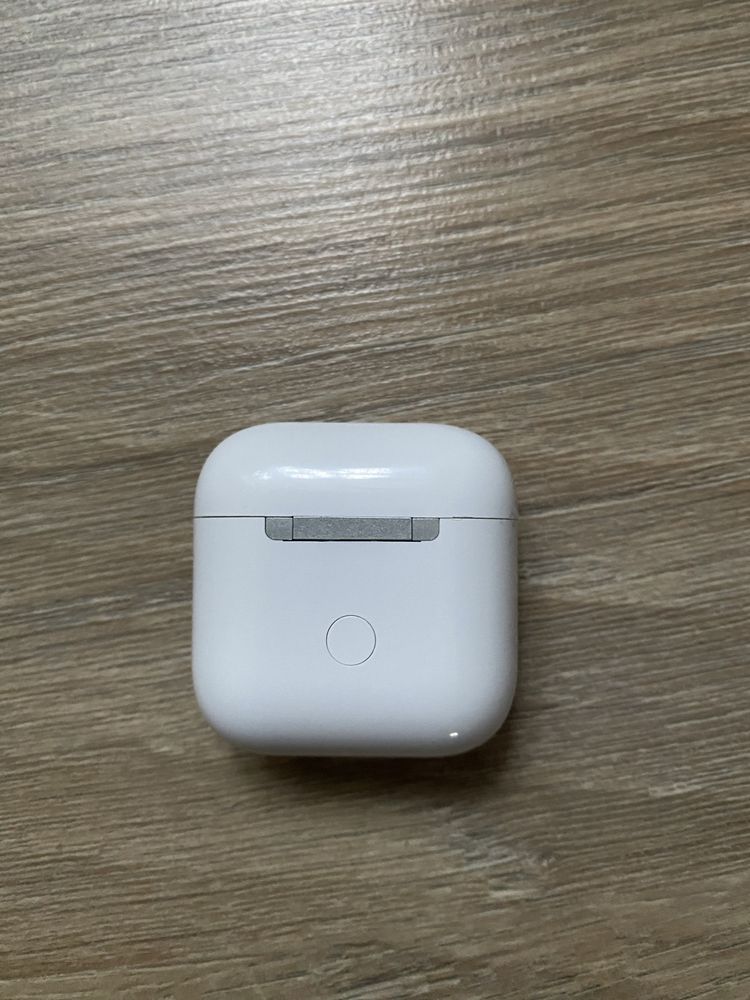 Безпроводні навушники airpods