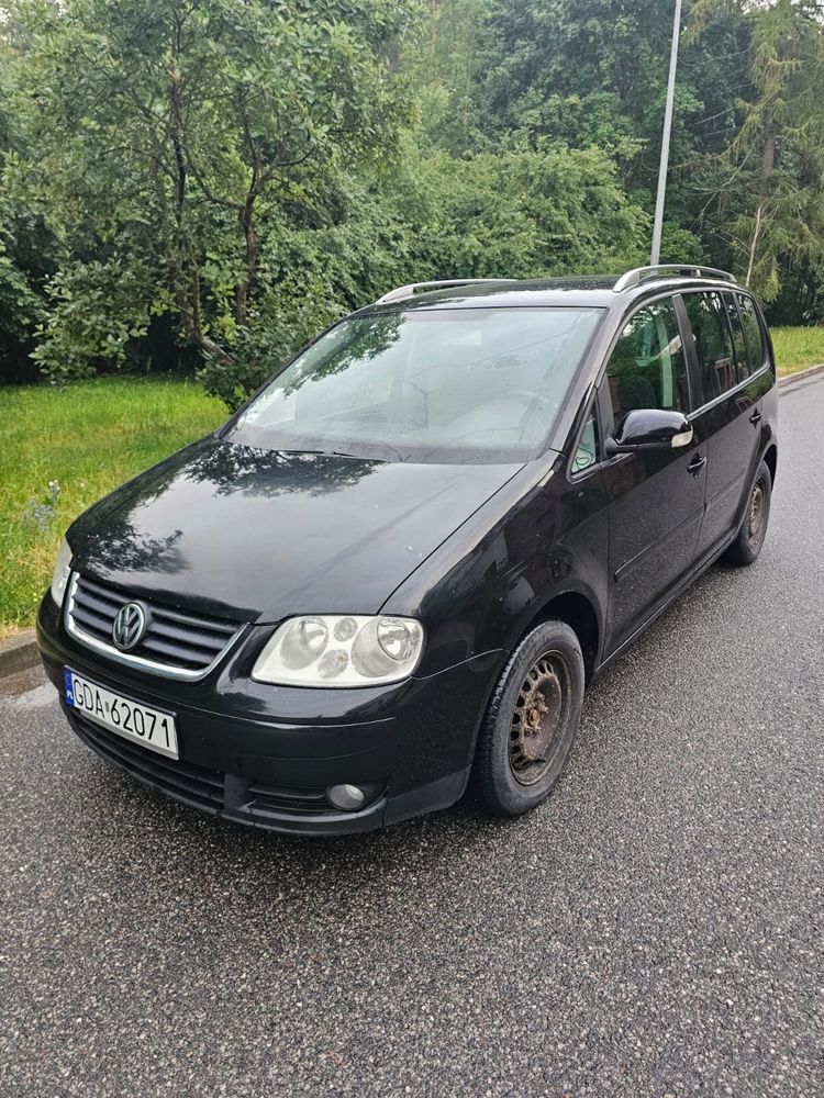Wynajem. Vw touran.Tanio