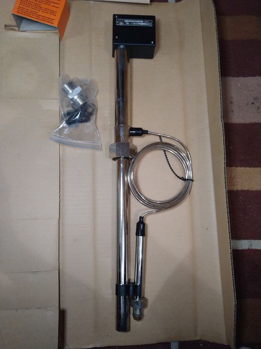 Termostat Samson do zaworów regulacyjnych.