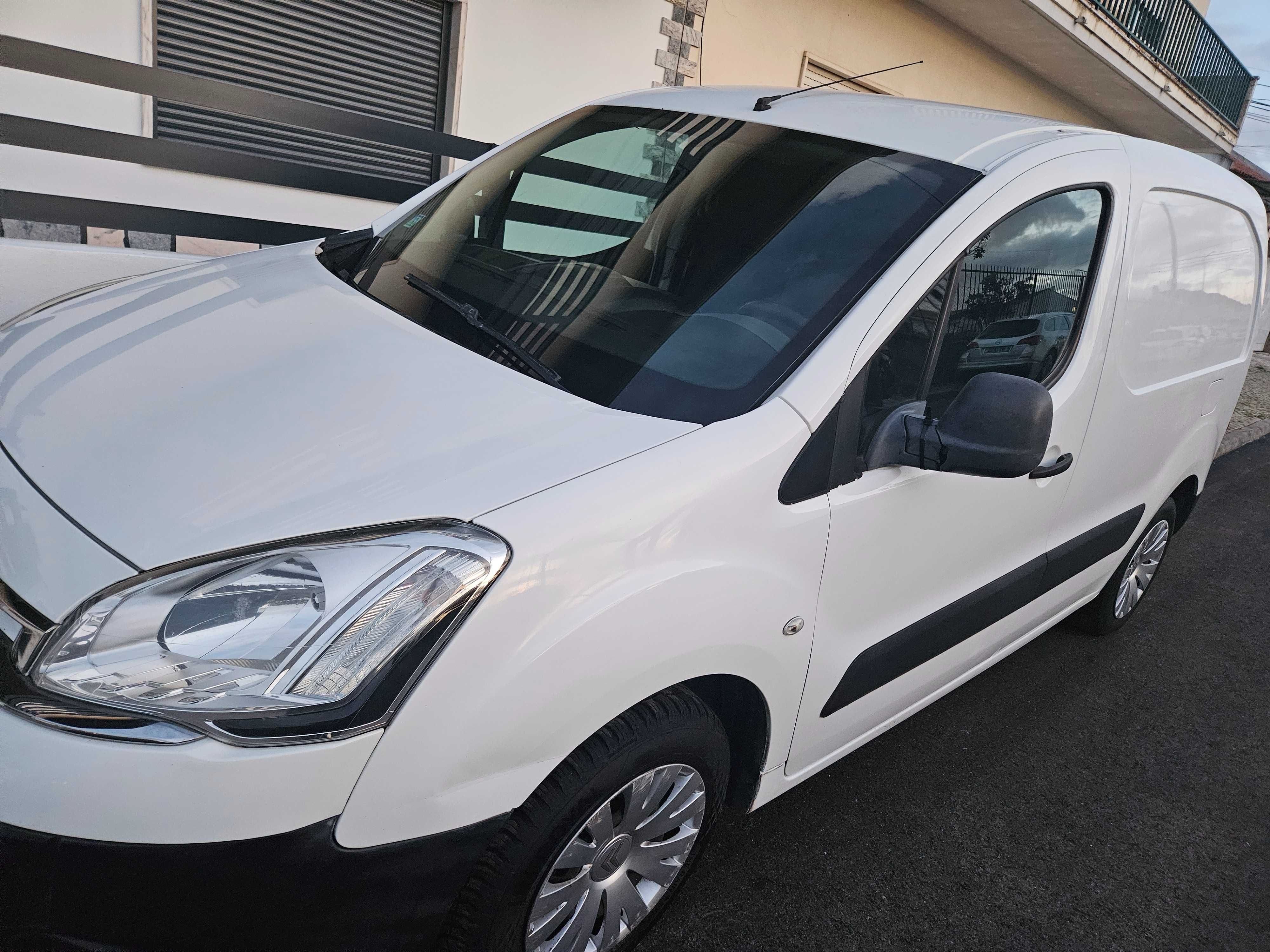 Citroen berlingo 1.6hdi 90cv 2013