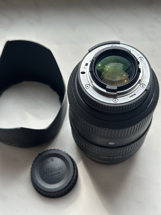 Nikon nikkor 28-70 2.8