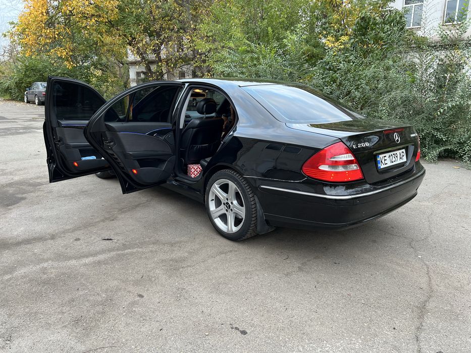 Mercedes E200 W211 1.8l kompressor Avantgarde Мерседес 211