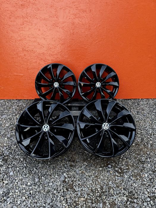 Диски R17 5.112 ET47 шкода а5 а7 супер б пассат гольф джета ауді а3