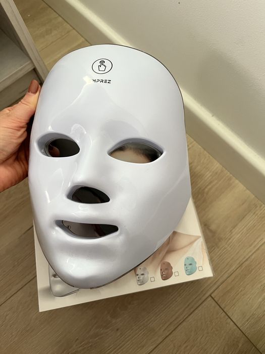 Maska led terapia swiatlem