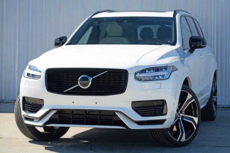 2022 Volvo XC90 Recharge T8 R-Design