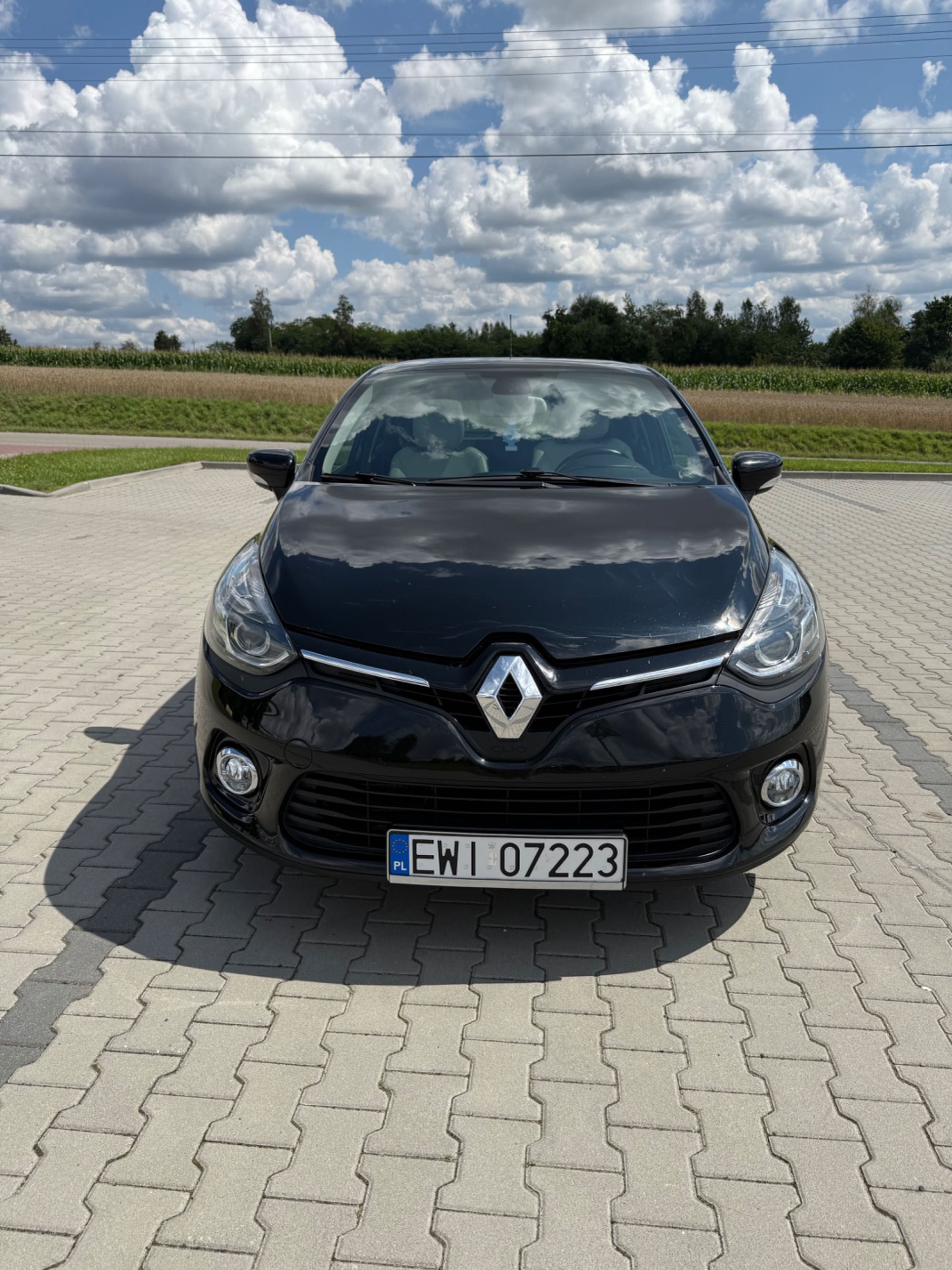 Renault Clio Initiale Paris