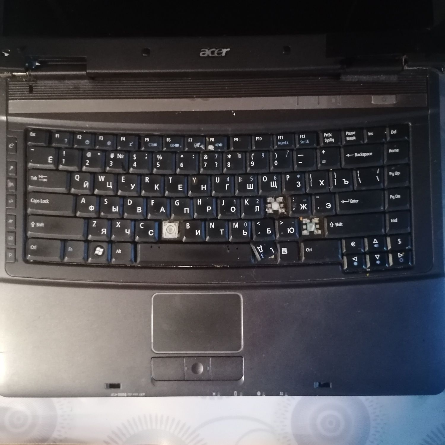 Ноутбук Acer на запчастини, весь за 200 грн