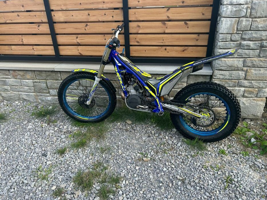 trial Sherco ST 300. Rok 2016