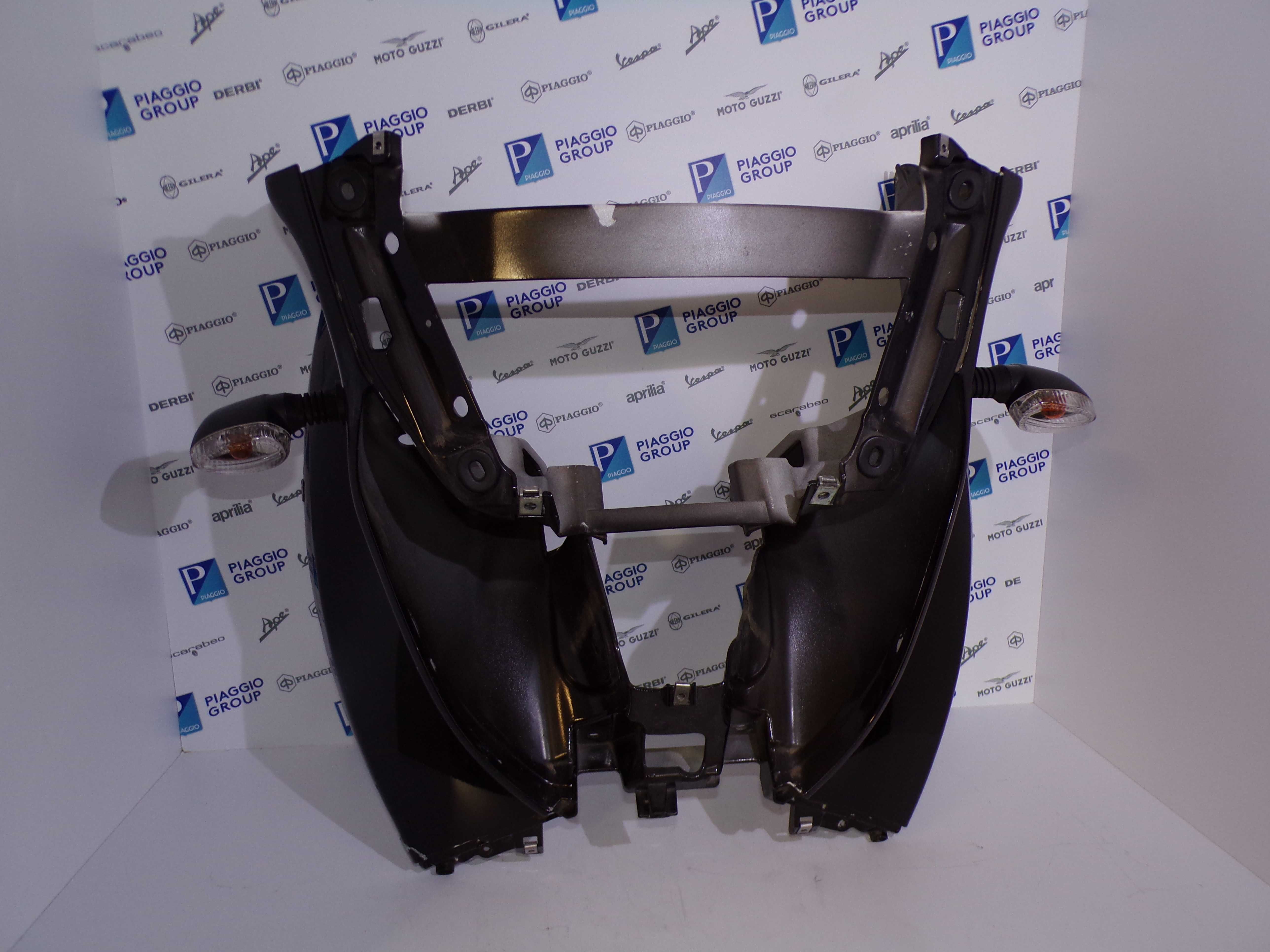 Czasza Czacha + Kierunkowskazy komplet Piaggio MP3 125/500cc 06-13r.