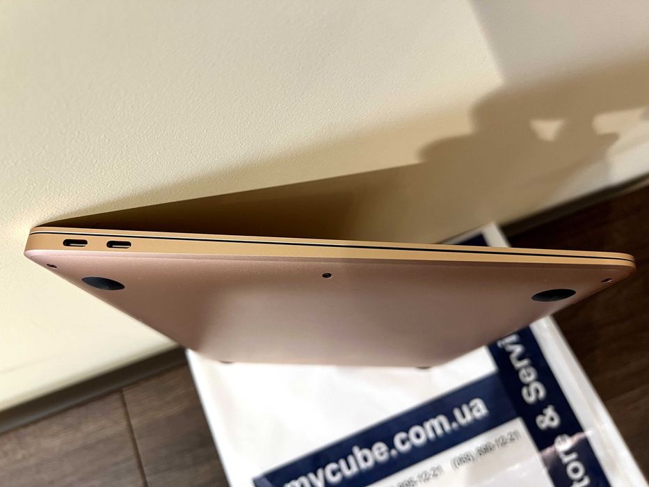 MacBook Air 13 2020 M1 Gold 8/256Gb
