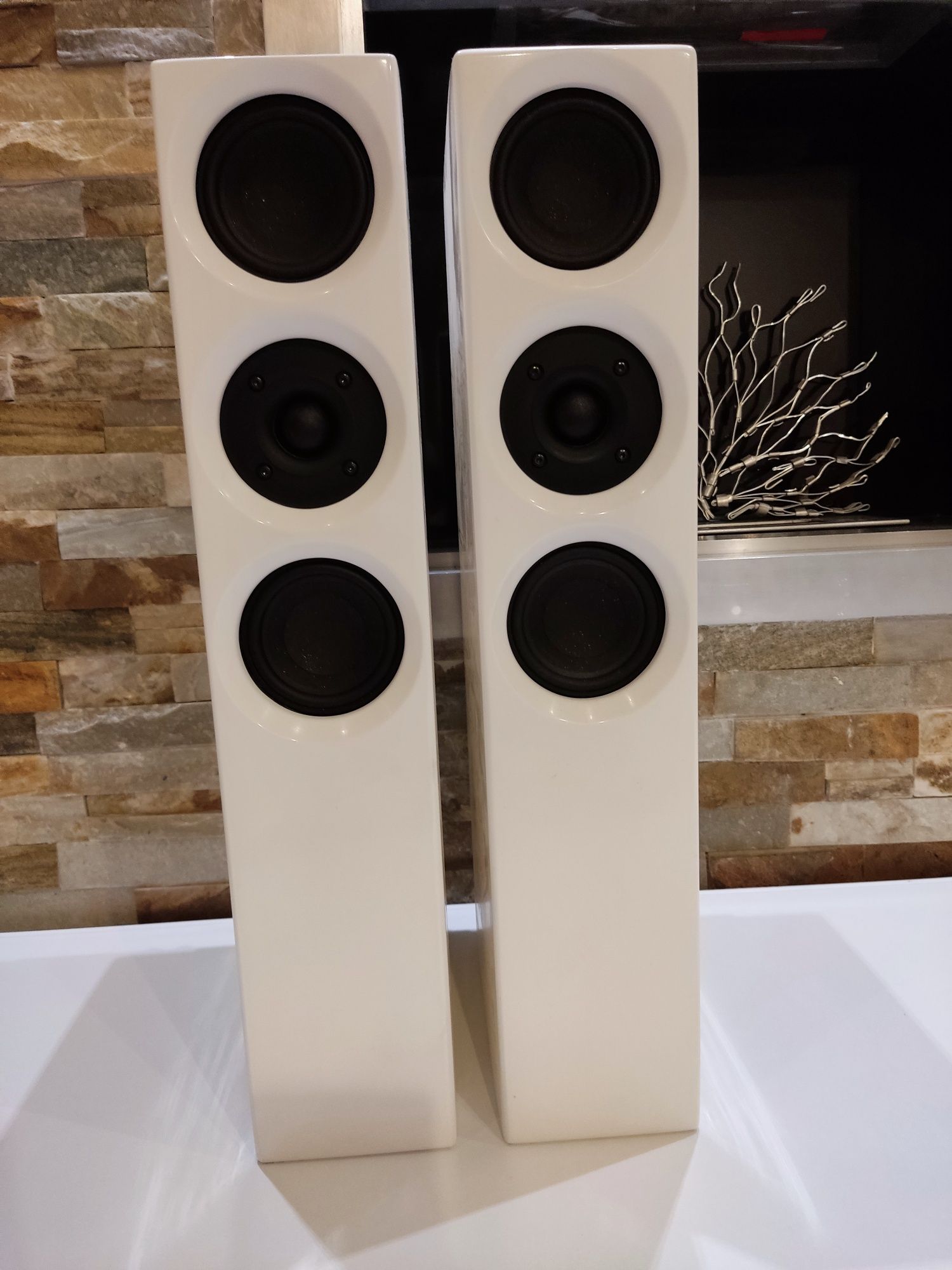 JAMO kolumny biały połysk ( kEF R500  dynaudio ) trójdrożne