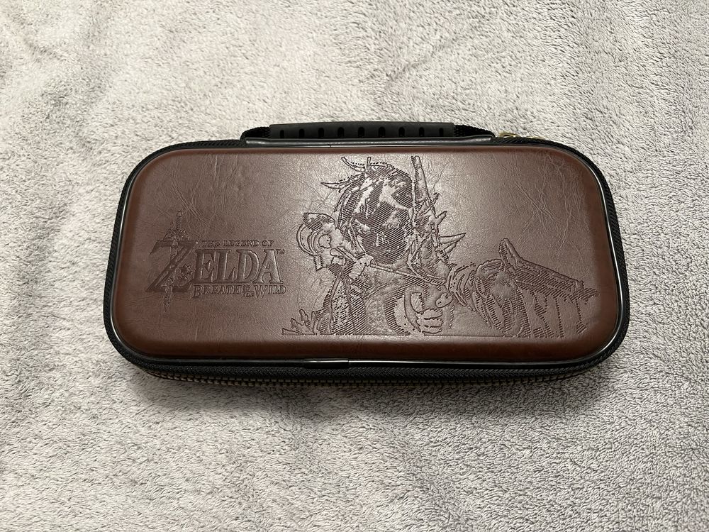 Защитный чехол The Legend of Zelda Breath of the Wilde Brown (Корич.)