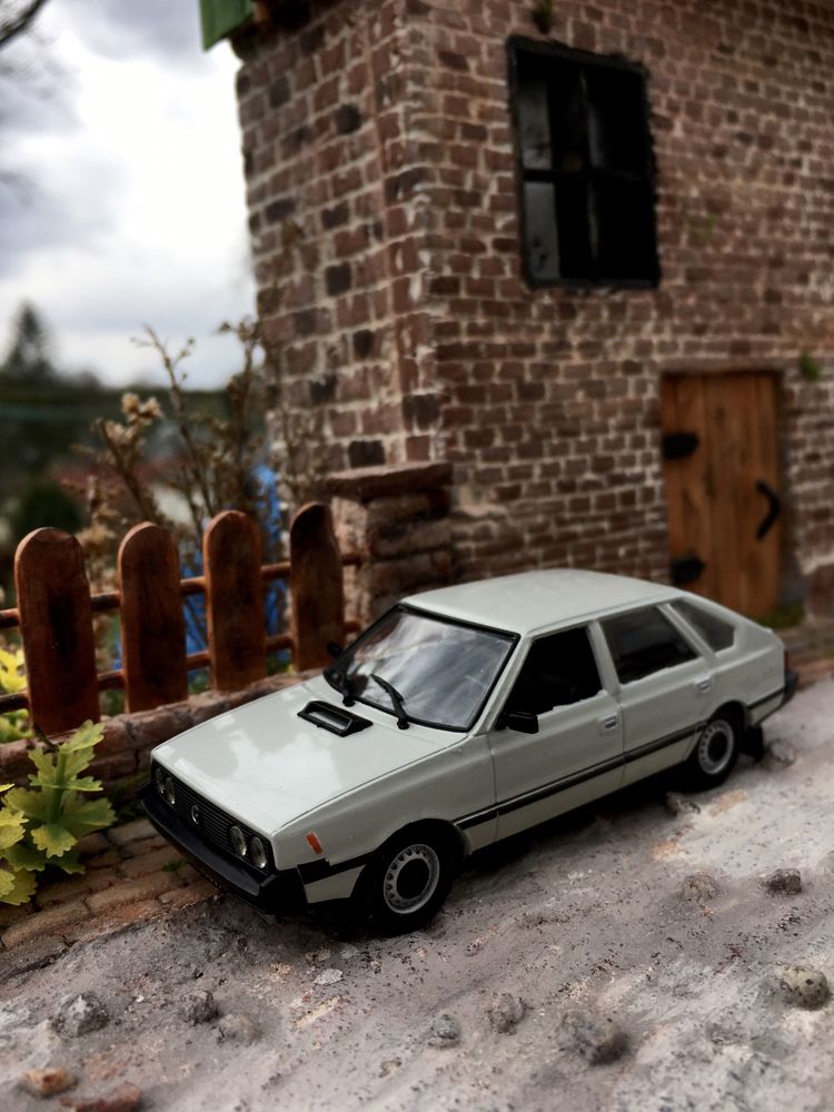 Czasopismo - FSO POLONEZ MR’87-auta PRL,model,autka,kolekcja