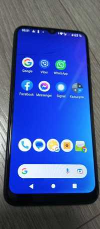 Мобільний телефон Meizu M10 - тріщина на екрані