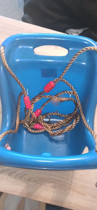 Huśtawka dla małego dziecka