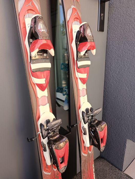 Narty zjazdowe Rossignol