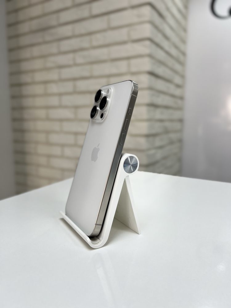 iPhone 15 Pro Max + AirPods Pro 2 безкоштовно