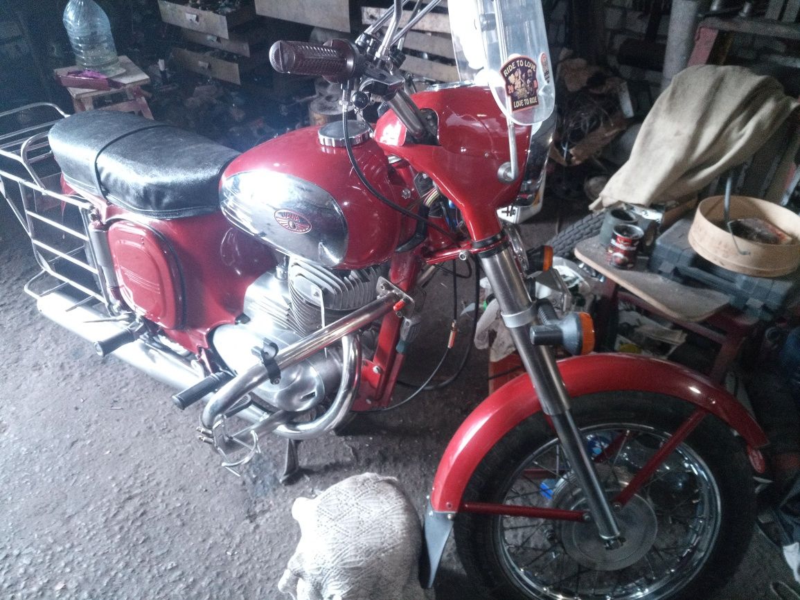 Jawa 250 6v после реставрации
