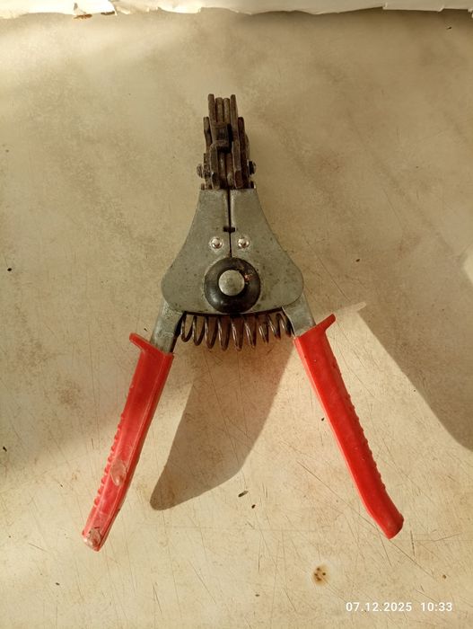 Продам стрипер .