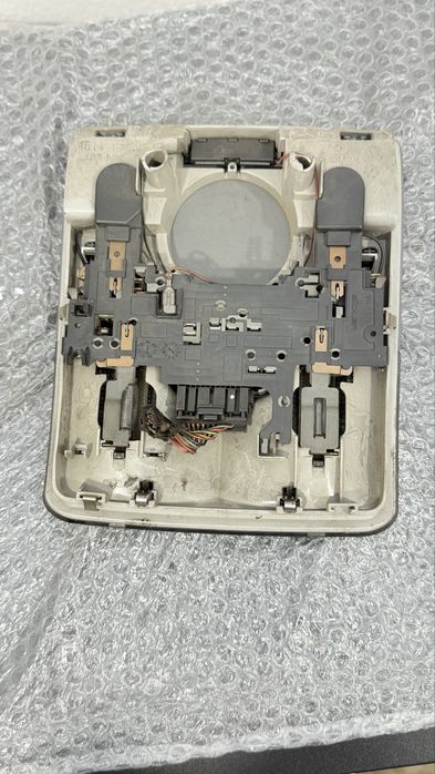 luz de Plafoneir audi a4 b5 Ano  1996