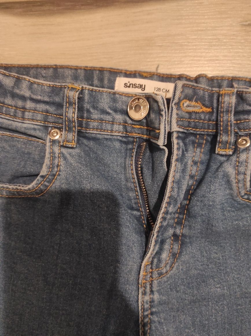 Spodnie jeansowe Sinsay 128