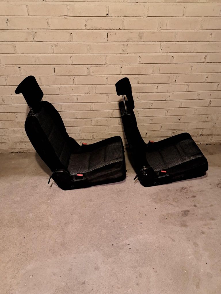 Fotele trzeciego rzędu Peugeot 307 SW