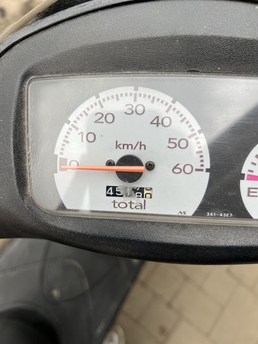 Сузукі лецт 2 бабочка