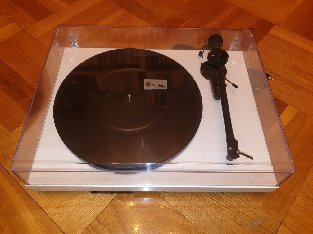 PRO-JECT Debut III Phone SB - Ortofon Mk II 510