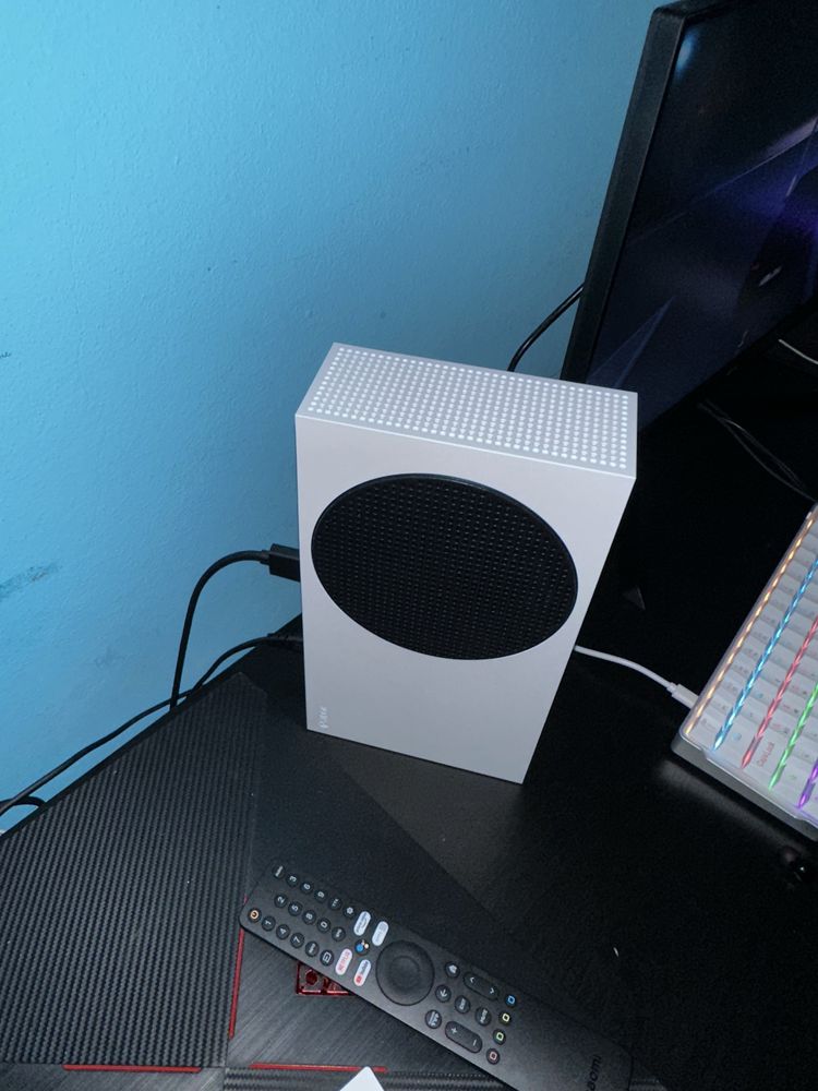Xbox Serie S com extras