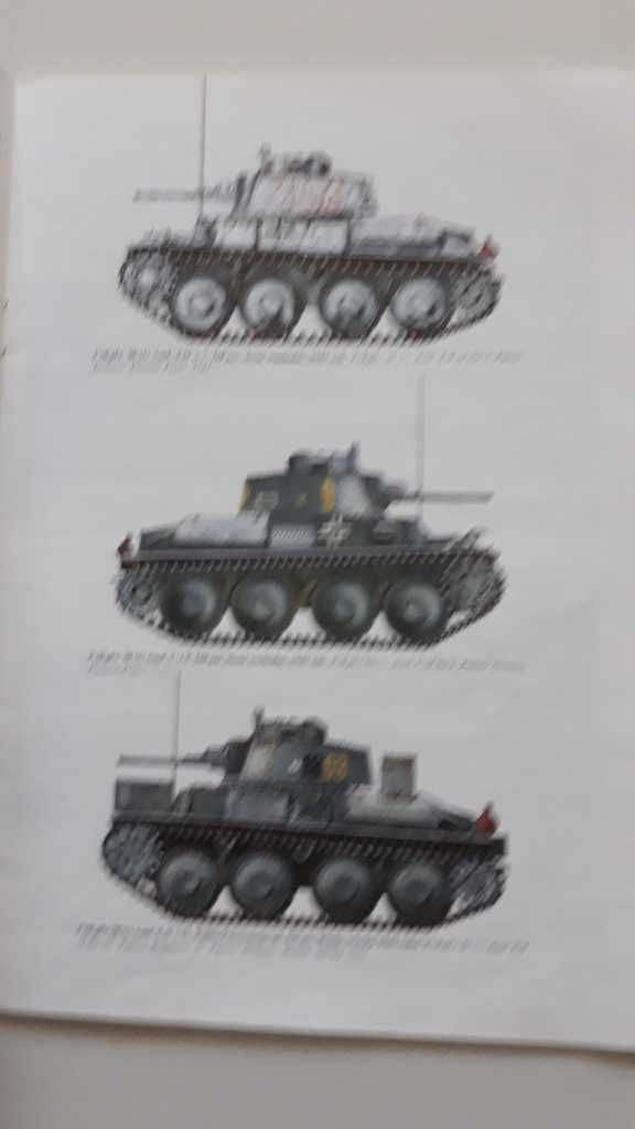 MILITARIA : Panzer Colours 17 część II - Janusz LEDWOCH /jak NOWA !!/