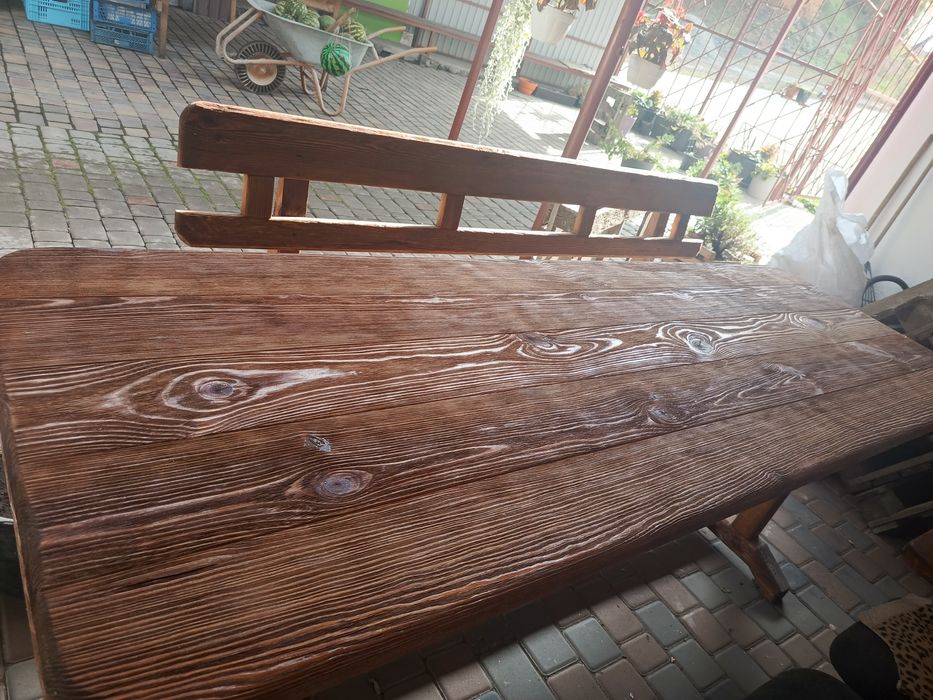 Продається стіл і лави зі смереки, 8 комплектів