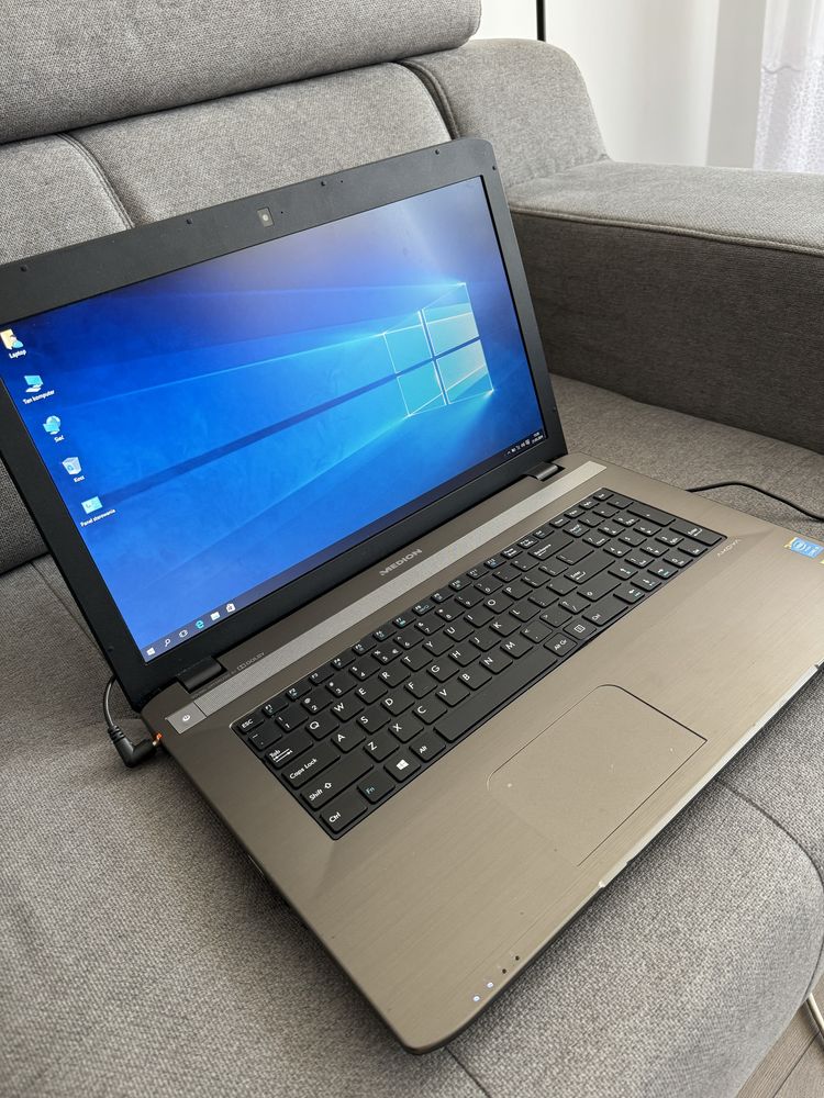 Laptop Medion Akoya p7632