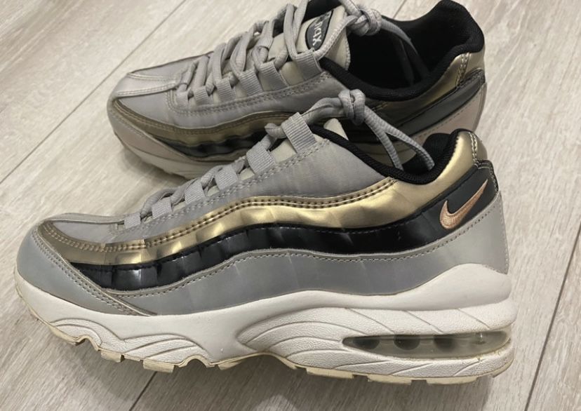 Buty Nike Air Max 95 SE GS