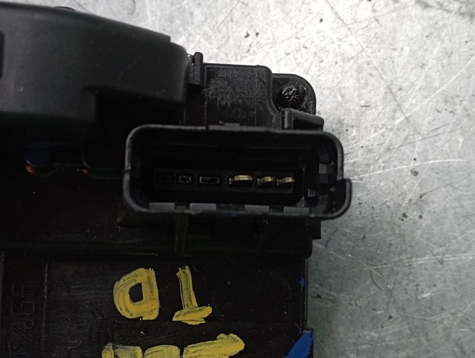 Fechadura / fecho porta trás direito RENAULT Twingo III (BCM_)