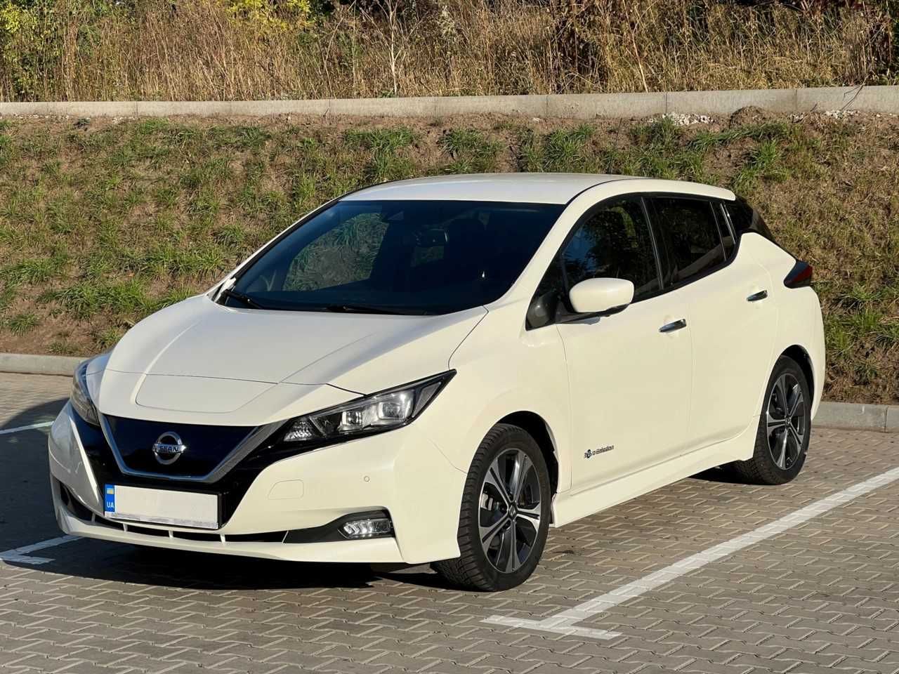 Сдам авто в аренду, Nissan leaf 62 кВт. 2020 г.в.