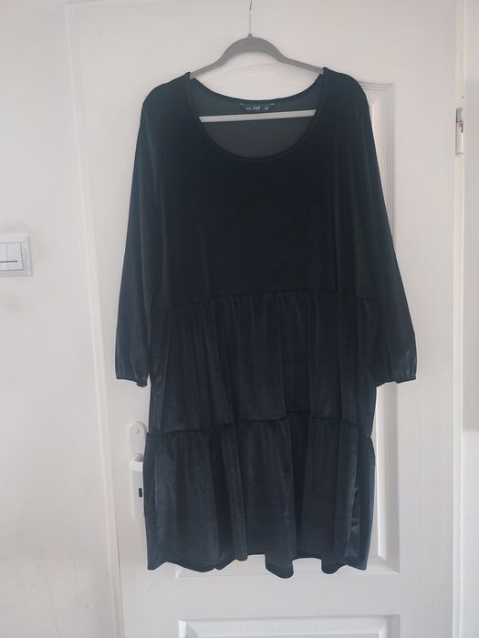 Sukienka elegancka plus size